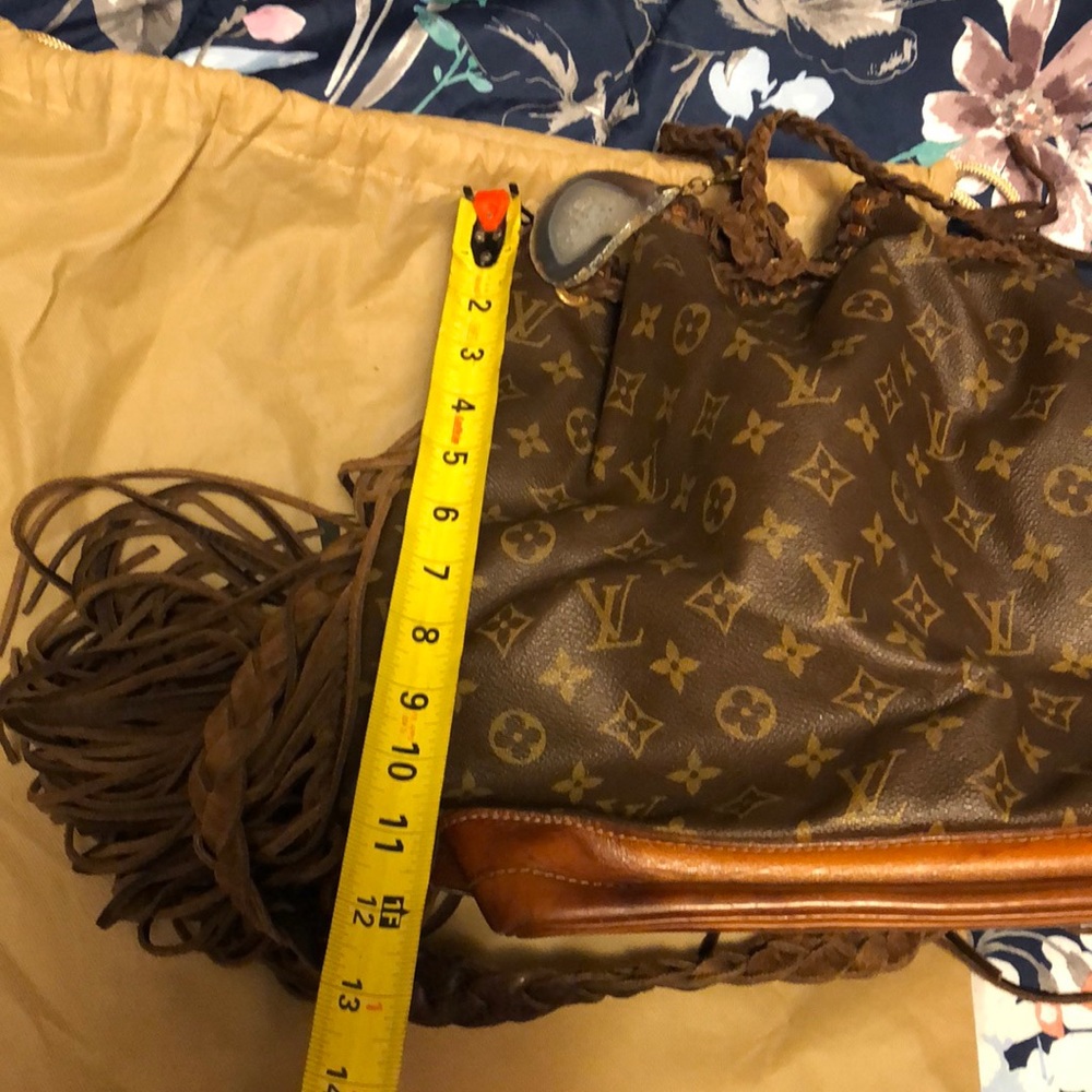 Louis Vuitton ,vintage boho bags the champagne bag - Picture 6 of 9